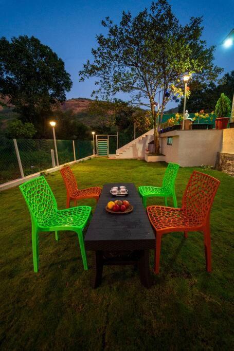Spicy Mango Lakeside Abode - Luxurious Villa In Pawana Lonavala Eksteriør billede